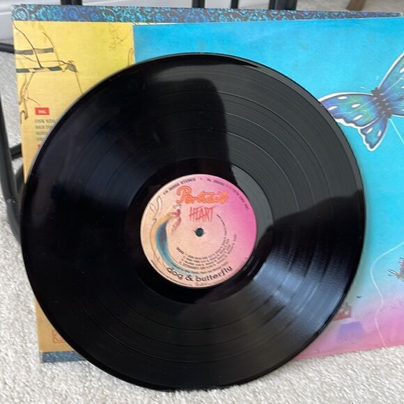 Heart – Dog & Butterfly - Picture 6 of 8